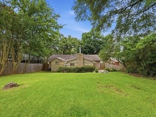 Building Photo - 6700 Evergreen Dr