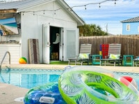 Building Photo - 94 Cobia St