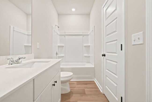 Building Photo - 605 Southwind Way