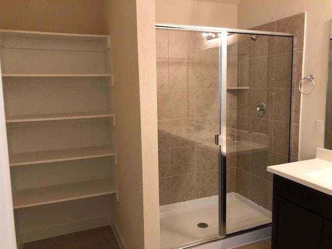 Building Photo - 17001 Borromeo Ave