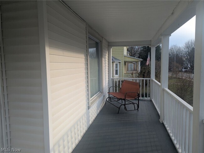 Building Photo - 11750 Peckham Ave