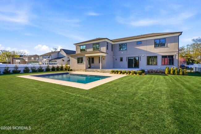 Building Photo - 84 Cooper Ave