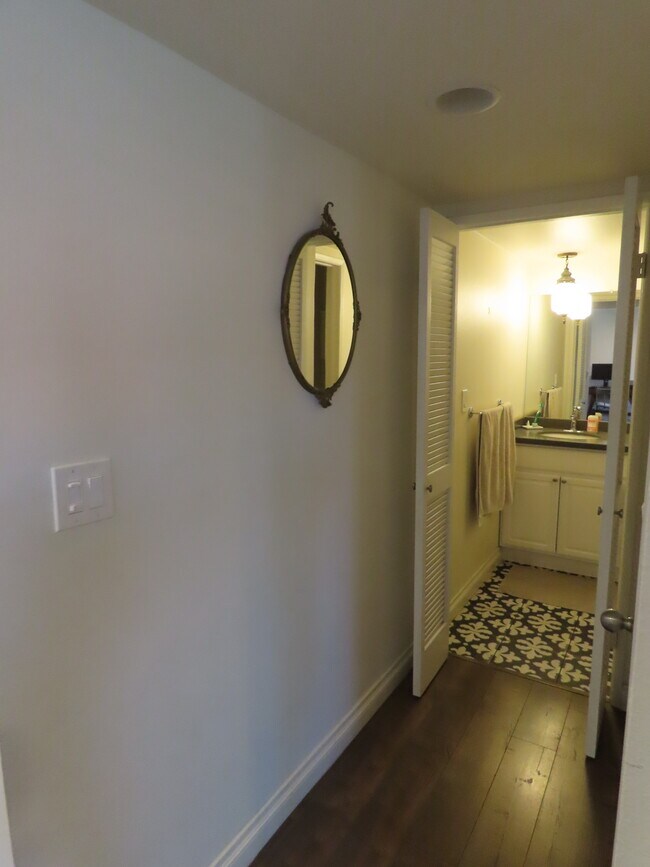 Building Photo - 11337 Nebraska Ave