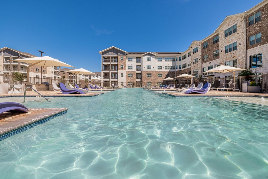 Resort-Style Salt-Water Pool with Sun Shelf - The Ownsby