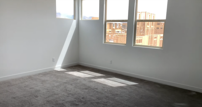 Building Photo - 3209 Waterstone Ave