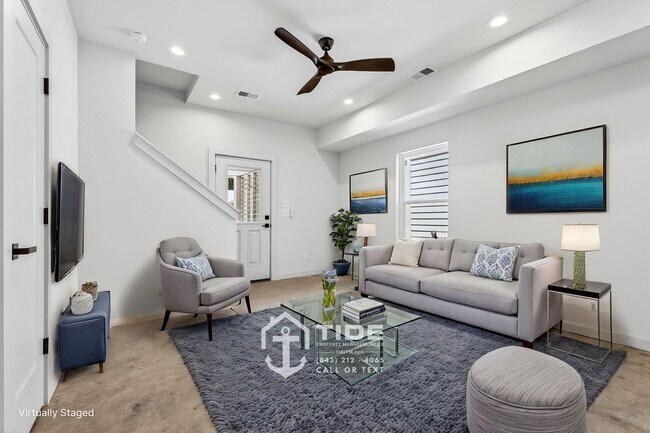 Building Photo - Modern Living Minutes from Park Circle