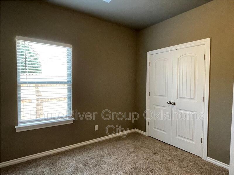 Building Photo - 1007 SW 91st St