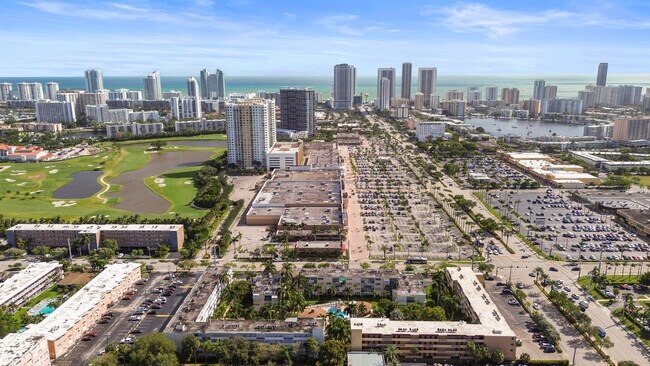 Building Photo - 1333 E Hallandale Beach Blvd