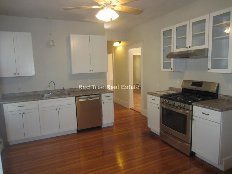 Building Photo - 43 Woodlawn St