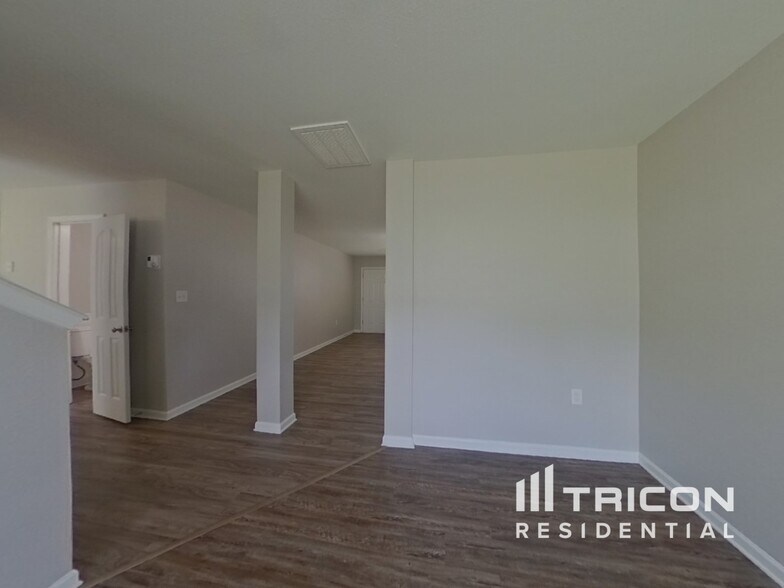 Building Photo - 6240 Stonefort Ct
