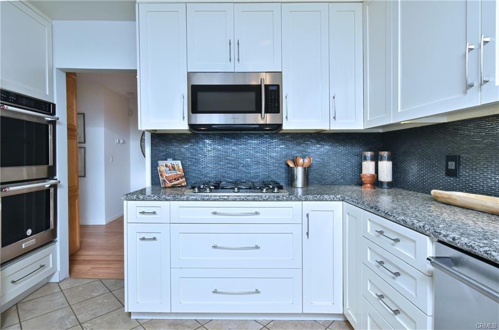 Building Photo - 14018 Hesby St