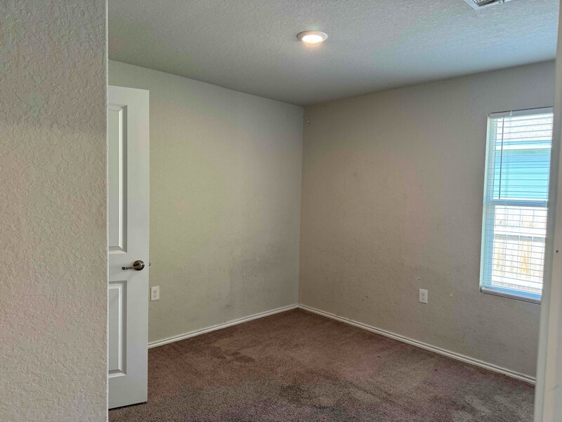 Building Photo - 12107 Overton Wy