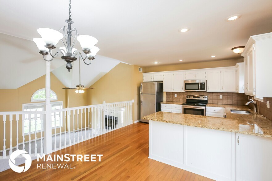 Building Photo - 1304 White Oak Pl