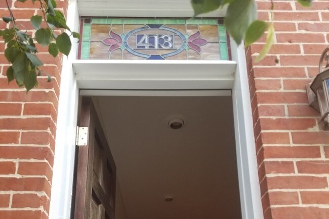 Building Photo - 413 Gittings St