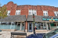 Building Photo - 808 W Arlington Ave