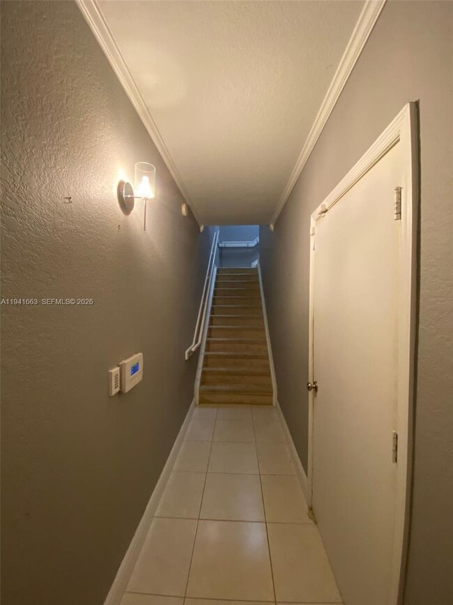 Building Photo - 1202 Belmont Ln