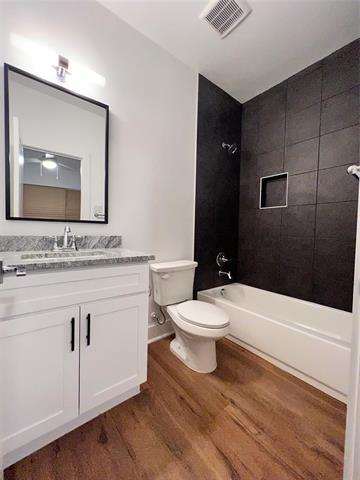 Building Photo - 13325 Bee St