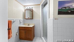 Building Photo - 1049 Ivy Ln