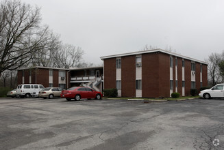 Building Photo - Views at Kinley