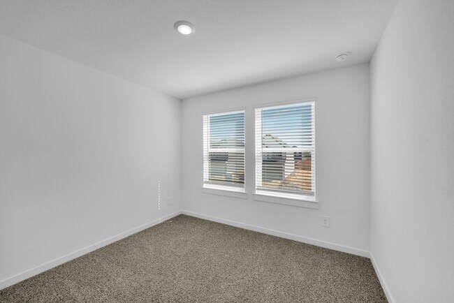 Building Photo - 10316 Penryn Frst Trl