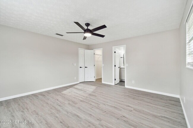 Building Photo - 2793 Greenridge Rd