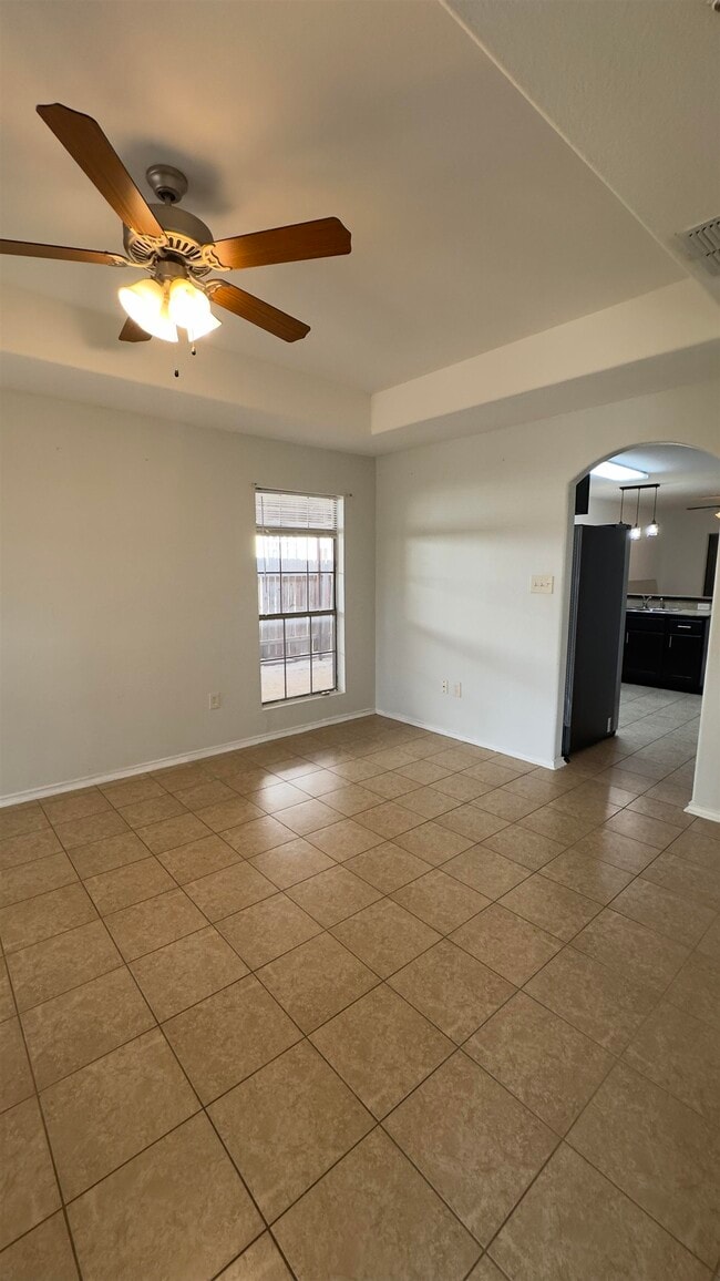 Building Photo - 3601 Nubes Dr