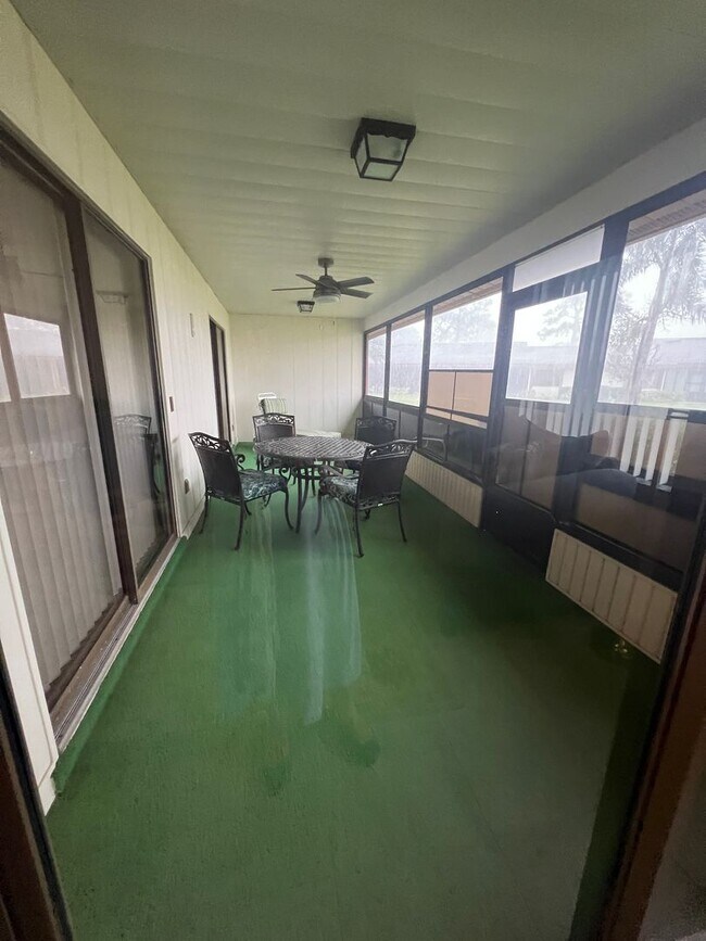 Building Photo - 753 Sorrento Inlet