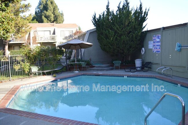 Building Photo - 1571 Alvarado Ave
