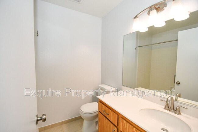 Building Photo - 1115 Mission Verde Dr