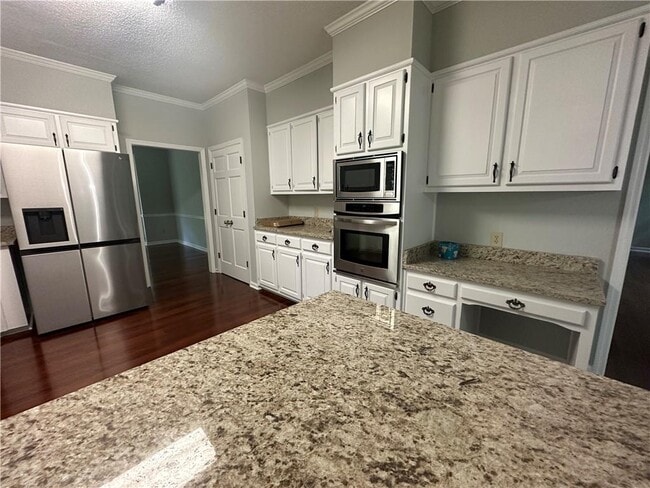 Building Photo - 10570 Turner Rd