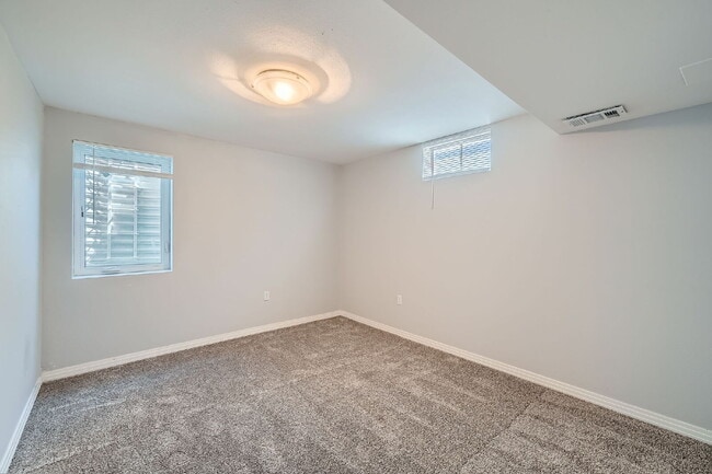 Building Photo - Exceptional 3 bed, 2 bath Home in Berkeley!