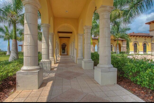 Building Photo - 20150 Ragazza Cir
