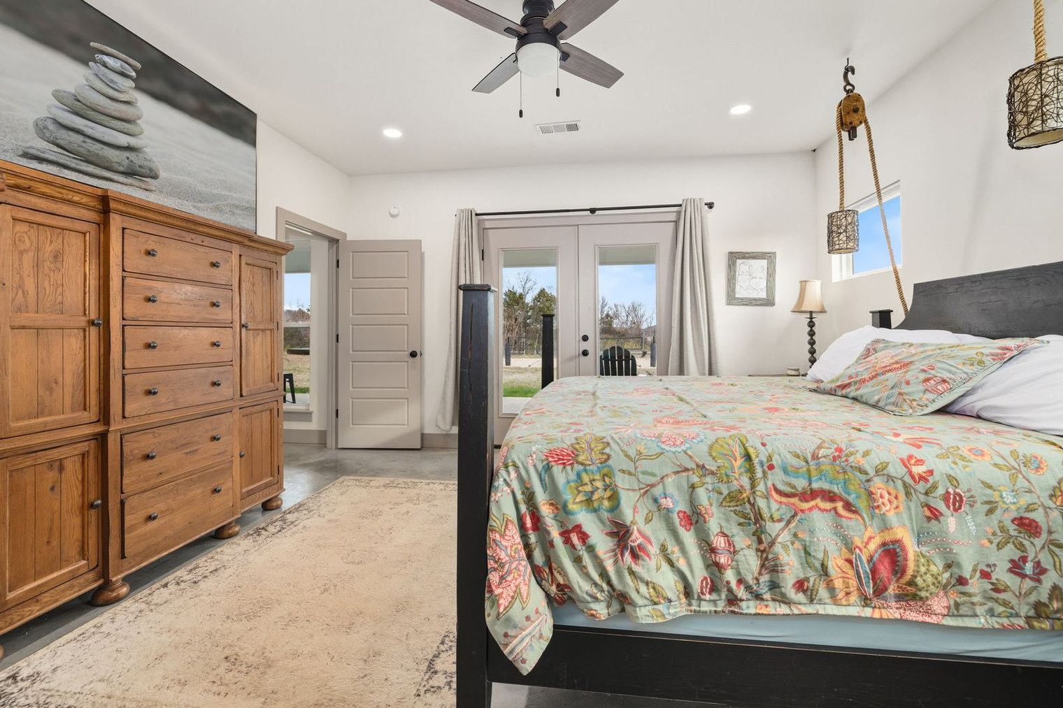 Building Photo - 149 NW Campbell Loop