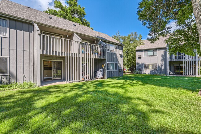 Building Photo - 705 E Drake Road Q21, Fort Collins, CO 80525