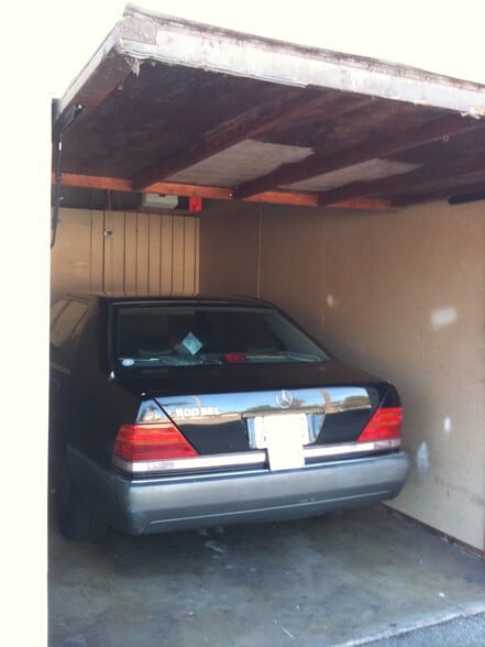 Building Photo - 1220 Manhattan Beach Blvd