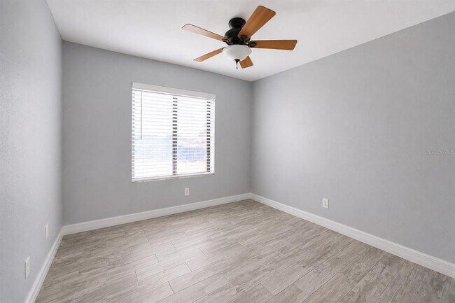 Building Photo - 6530 Bimini Ct