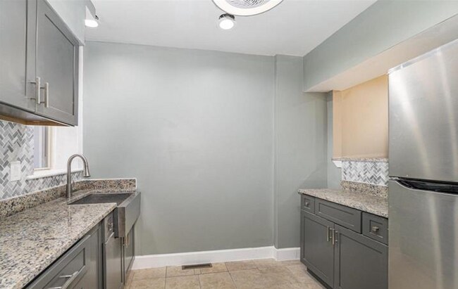 Building Photo - 1228 Market St