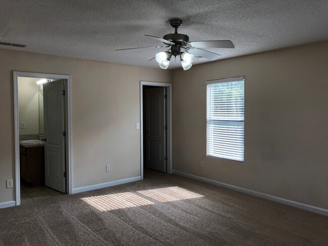 Building Photo - BRIDGEWATER HOME! PRE-LEASING FOR AUGUST 6, 2026!