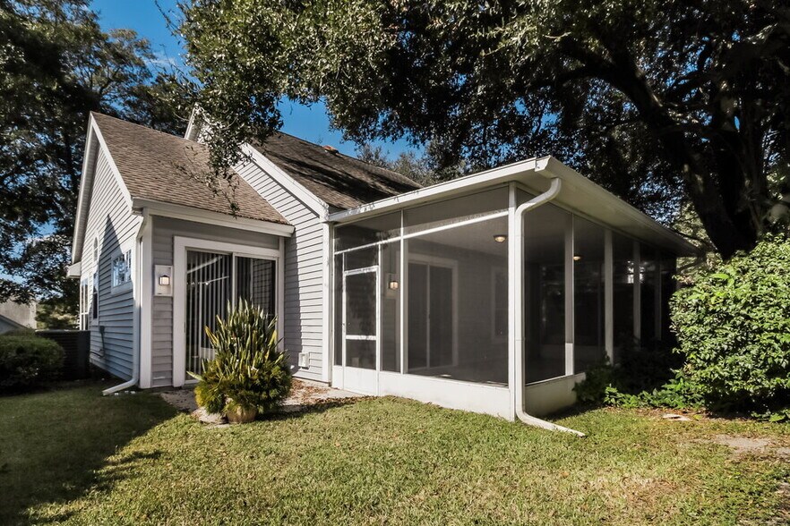 Building Photo - 1851 Cranberry Isles Way