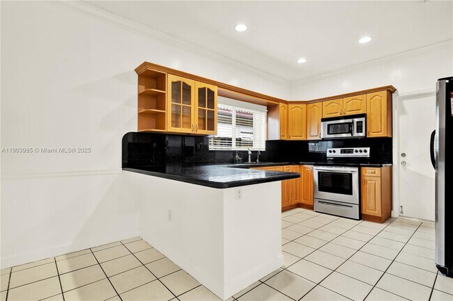 Building Photo - 13774 SW 124th Avenue Rd