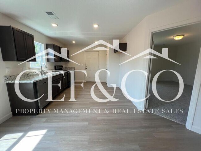 Building Photo - Stunning New 3-Bedroom, 2-Bath Home in Spa...