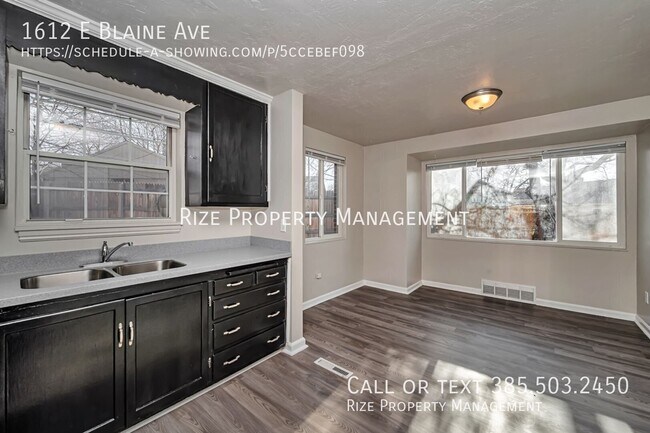 Building Photo - 1612 Blaine Ave