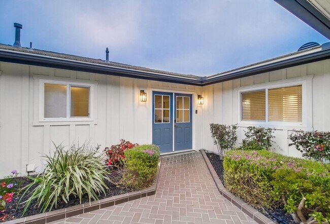 Building Photo - Beautiful Home in the Heart of Point Loma