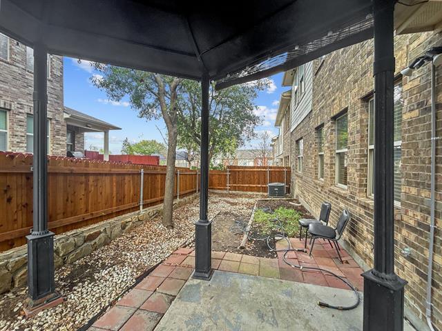 Building Photo - 3723 Sicily St