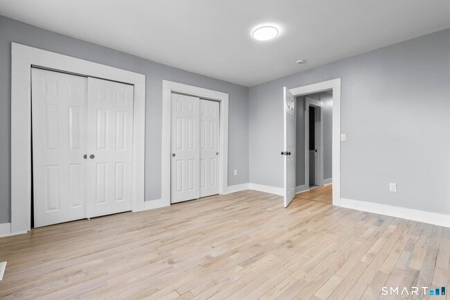 Building Photo - 302 Exchange St