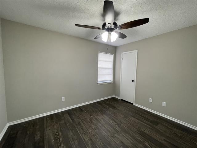 Building Photo - 4805 Crestmont Ct