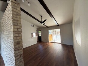 Building Photo - 7603 Grape St