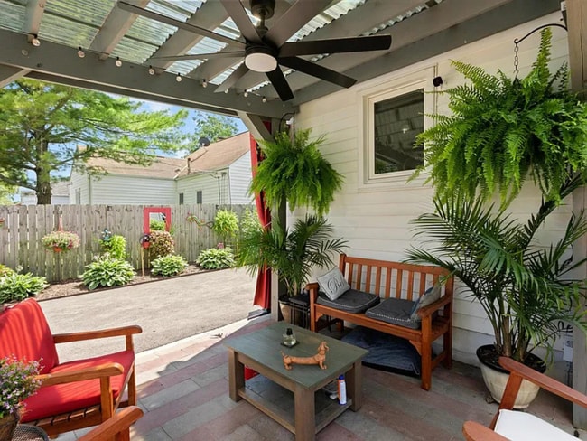 Building Photo - 170 Letchworth Ave