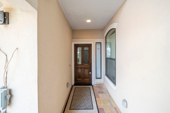 Building Photo - 5329 Egbert St