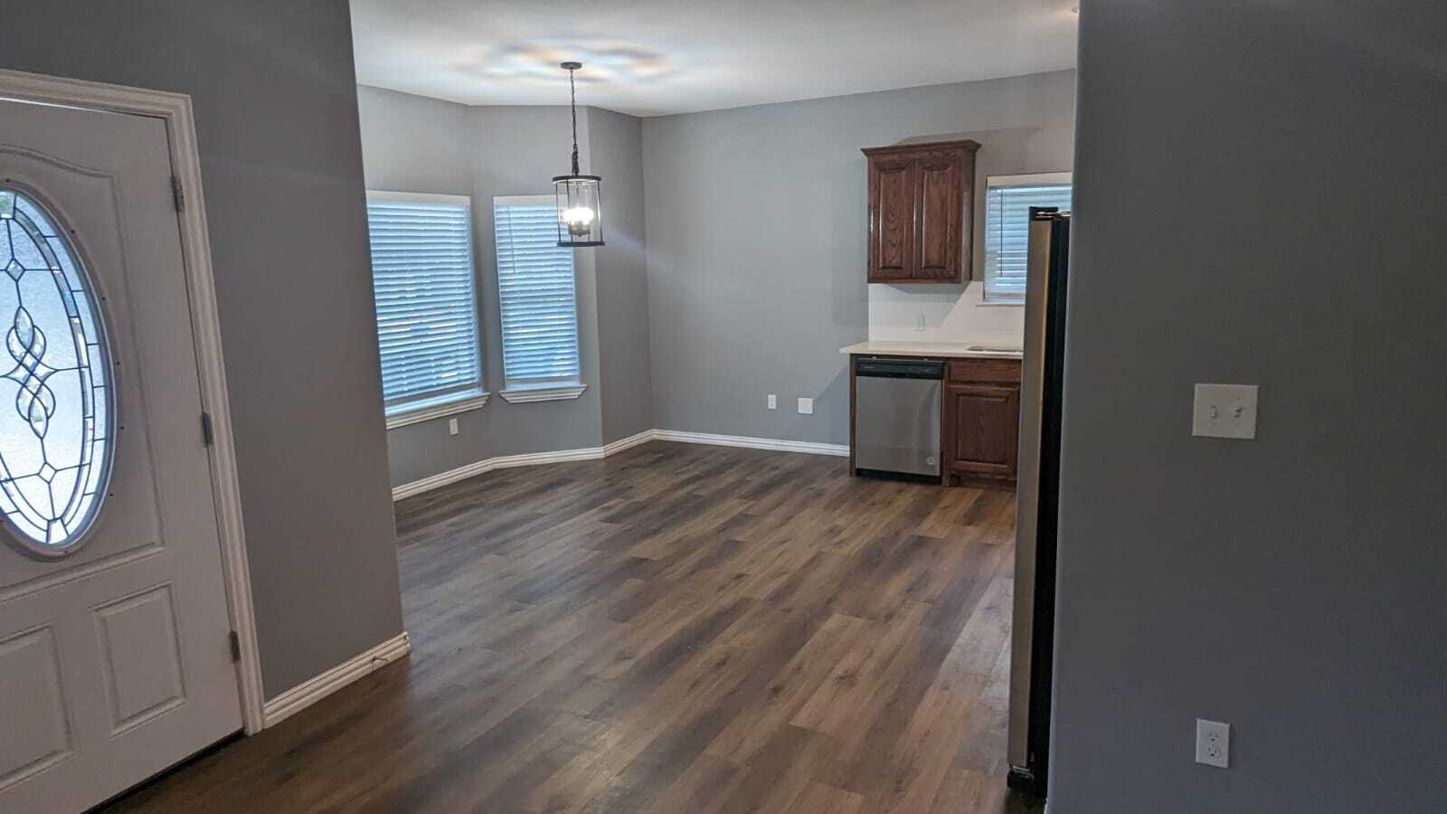 Building Photo - 1010 E Epstein St